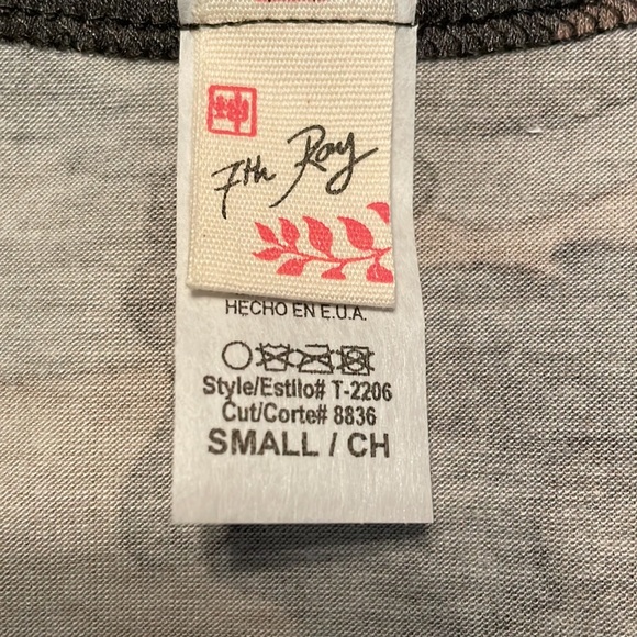 NWOT- 7th Ray- size small- camo/black white striped. Twist front top - Picture 4 of 9